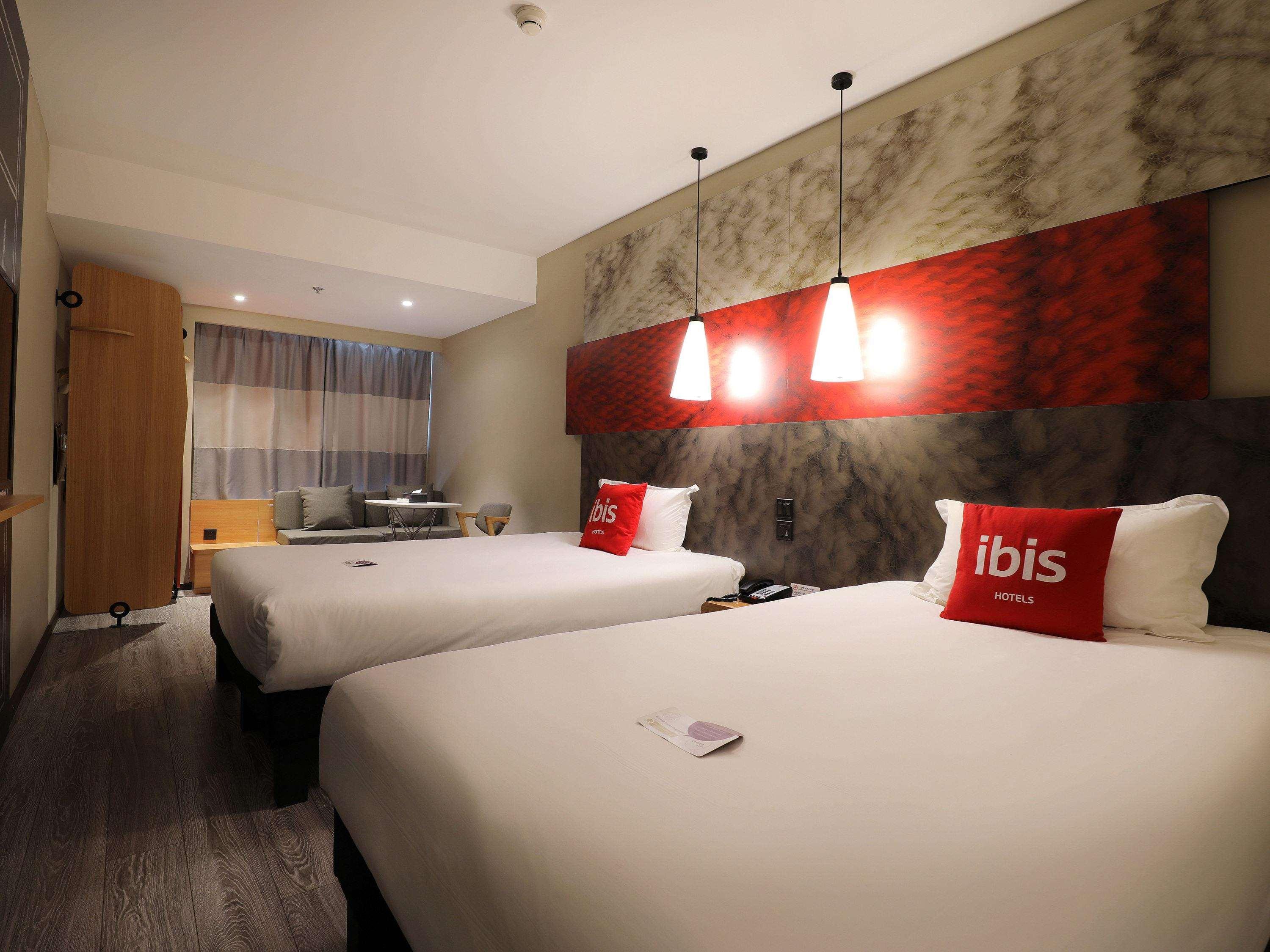 Ibis Dujiangyan Hotel Chengdu Exterior photo